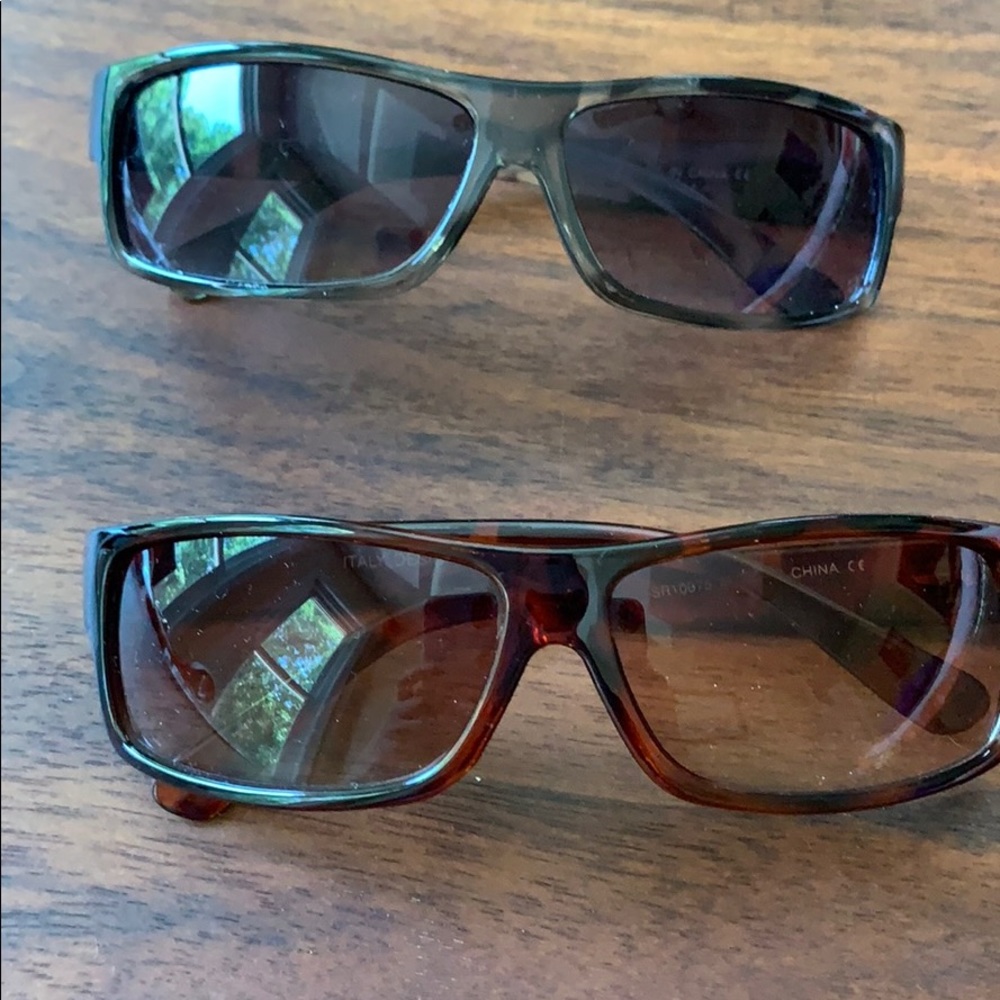 2 pair sunglasses